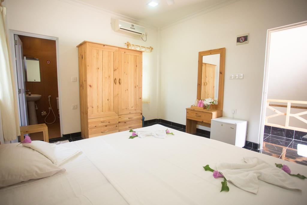 Faza View Inn, Maafushi Exteriör bild