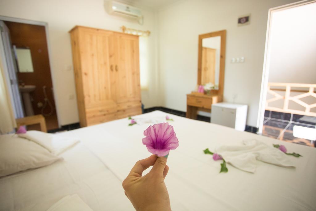 Faza View Inn, Maafushi Exteriör bild