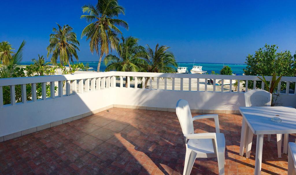 Faza View Inn, Maafushi Exteriör bild