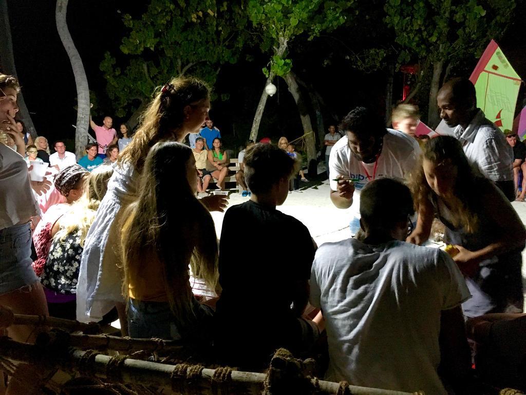 Faza View Inn, Maafushi Exteriör bild