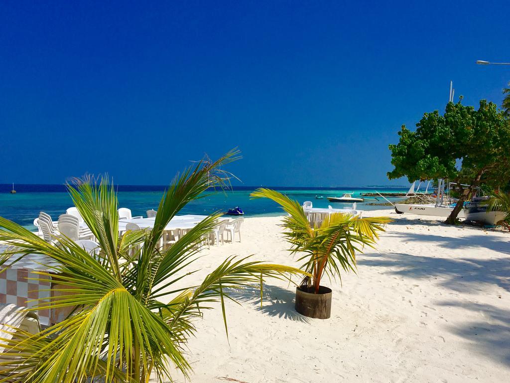 Faza View Inn, Maafushi Exteriör bild