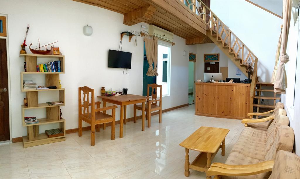 Faza View Inn, Maafushi Exteriör bild