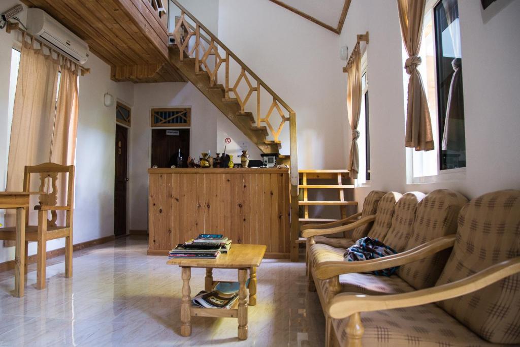 Faza View Inn, Maafushi Exteriör bild